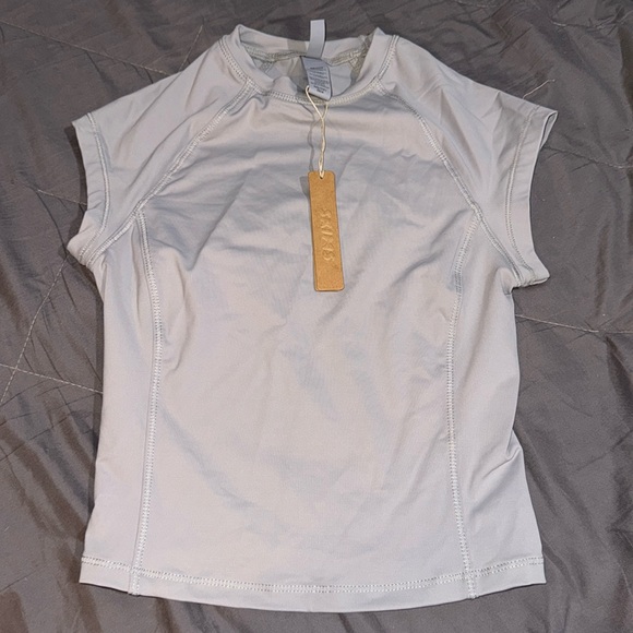 SKIMS RECYCLED SWIM RAGLAN T-SHIRT 'CHROME' - Picture 1 of 10